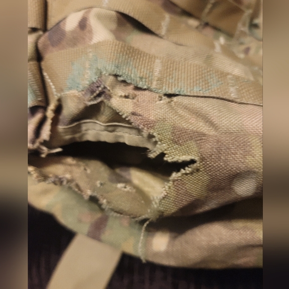 Authentic USGI Molle ii medium rucksack- Used & definitely has a story !! - Picture 16 of 16